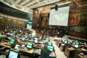 Asamblea Nacional da paso a una transformación histórica del sistema de tránsito y transporte del Ecuador