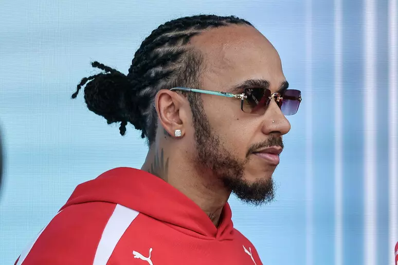 Aún me queda un año y estoy motivado. Mucha gente intenta convencerme de que me retire, Lewis Hamilton