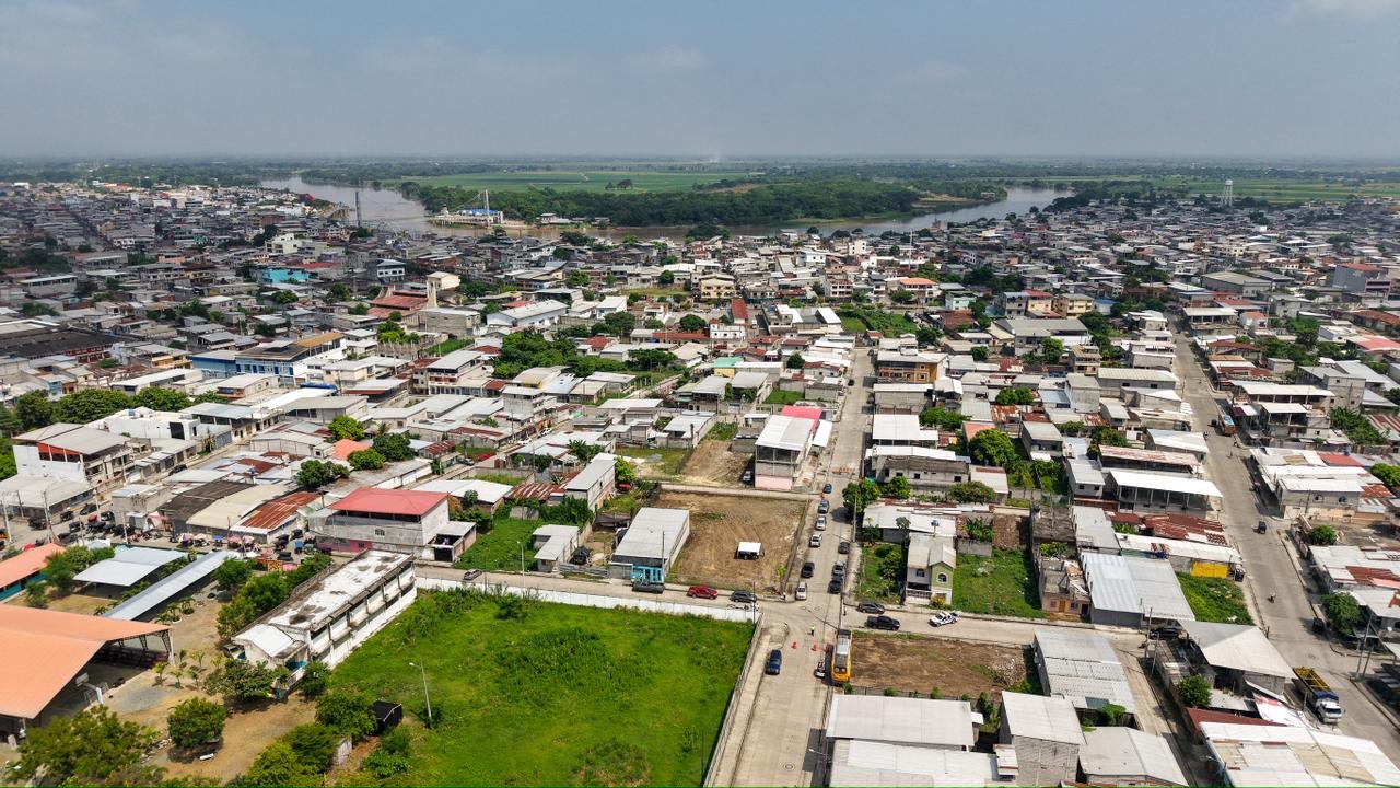 Gobierno Nacional y Municipio de Daule impulsan nuevas soluciones habitacionales a través del programa CASA 100