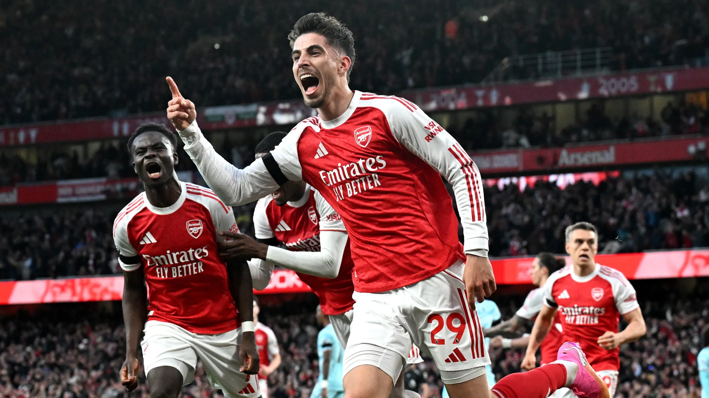Arsenal a tres puntos de Coronarse Campeón de la Premier League
