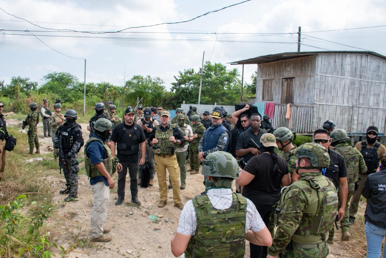 ¡Puerto Bolívar bajo control de Bloque de Seguridad!