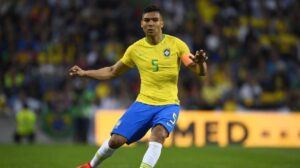 No somos los grandes favoritos. Claro que llegamos fuertes, tenemos un buen grupo y una combinación de experiencia y juventud con grandes jugadores, Casemiro