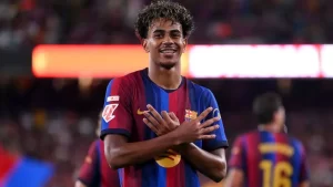Dobletes de Raphinha y Lamine Yamal para triunfo del FC Barcelona sobre Rayo Vallecano