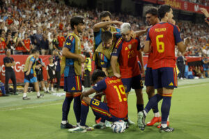 España e Inglaterra tuvieron sendos triunfos en Liga de Naciones Europa