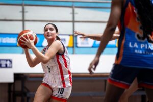 Finales de baloncesto coronaron a los campeones de los Interbarriales Multidisciplinarios