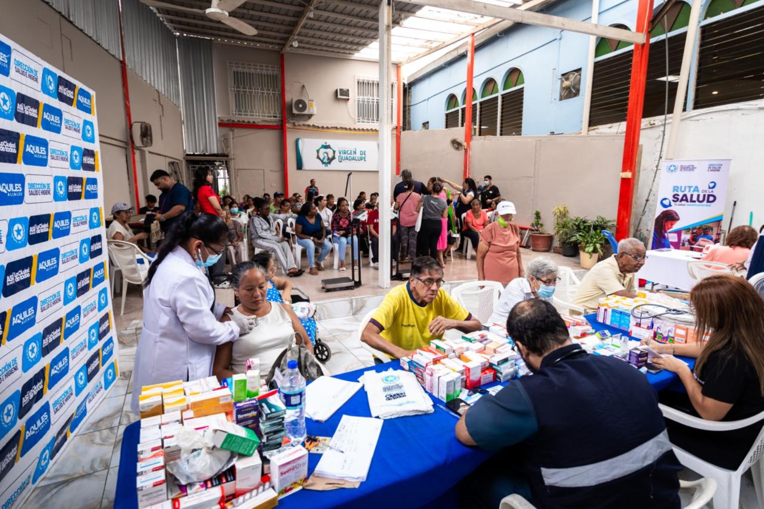 Prevención cardiovascular llegó a la parroquia Letamendi con feria de salud municipal gratuita