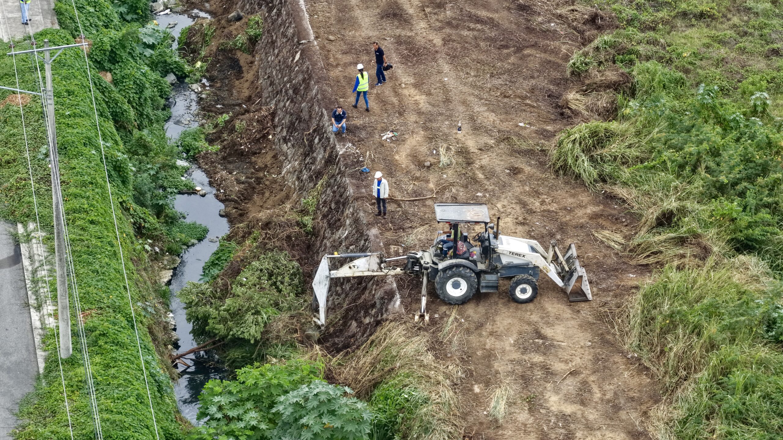 La Perla del Pacífico pone en marcha la limpieza integral del sistema de drenaje antes de las lluvias