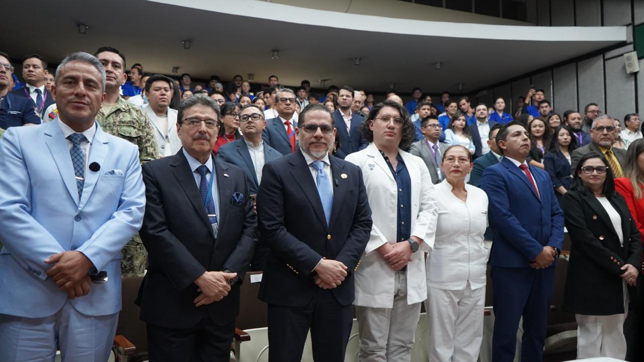 Gobierno de Daniel Noboa destina USD 40 millones a 579 residencias asistenciales para médicos y enfermeras