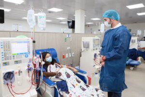 Gobierno del Presidente Daniel Noboa, a través del IESS, cumple con el pago a dializadoras y garantiza atención a pacientes renales