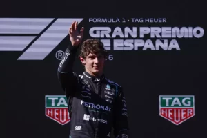 Kimi Antonelli con su McLaren ganan en Monza y ahora en España