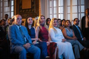 Concejales, líderes religiosos y diplomáticos destacaron el espíritu de libertad durante la Sesión Solemne