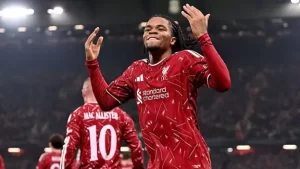 Liverpool logra remontar un 0-2 y derrota al Villarreal por Liga de Campeones
