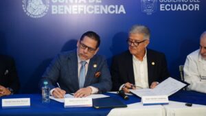 Gobierno de Daniel Noboa, a través del MSP, recibe donación de 300 mil dosis de vacuna contra el VPH por parte de la Junta de Beneficencia de Guayaquil